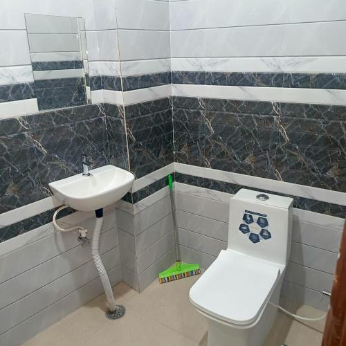 shri girraj residency