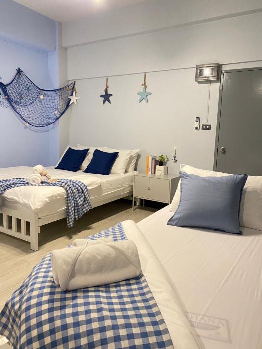 triple j hotel trang