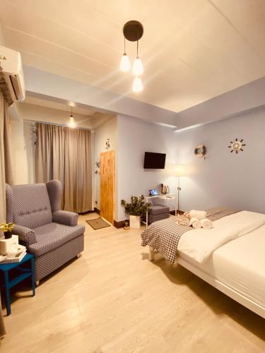 triple j hotel trang