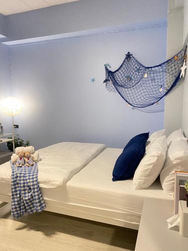 triple j hotel trang