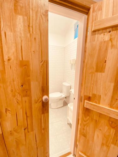 triple j hotel trang