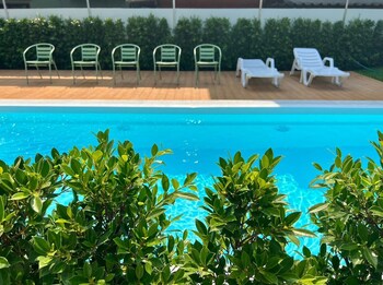 Mini-Me Hubs - Charm Suites In Old City,,3 star