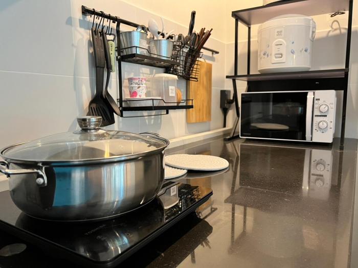 mini me hubs charm suites in old city