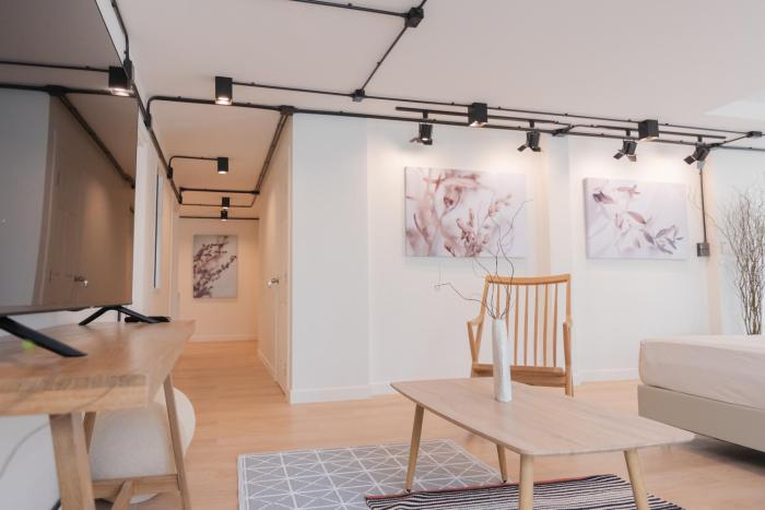 mini me hubs charm suites in old city