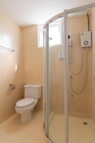 mini me hubs charm suites in old city