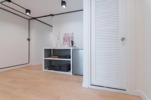 mini me hubs charm suites in old city