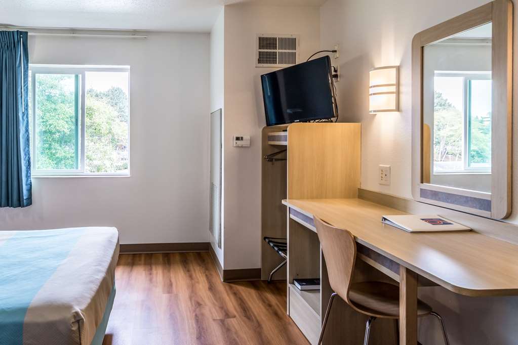 motel 6 lincoln city or
