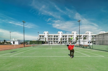 priya living flower valley