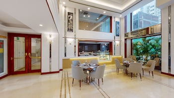 priya living flower valley