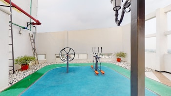 priya living flower valley