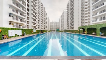 priya living flower valley