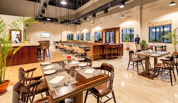 priya living flower valley