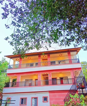 janani niwas matheran