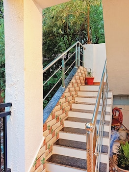 janani niwas matheran