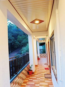 janani niwas matheran