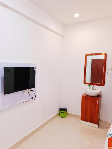 Janani Niwas Matheran,,2 star