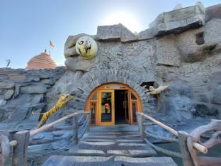 garh girvar resort and spa