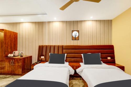 super townhouse oak the dev regency