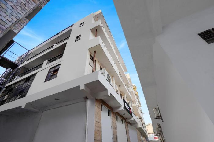 hotel o silver key kd plaza near saket metro station