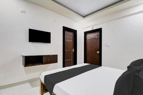 Super Hotel O Sri Harshitha Grand Near Zudio - Star Bazaar, Kundalhalli Gate,,3 star