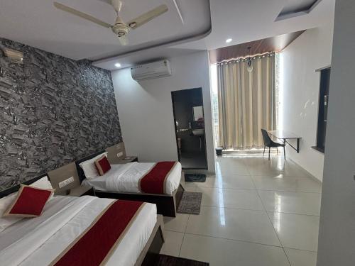 hotel hanuman palace