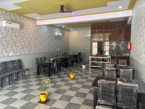 hotel hanuman palace