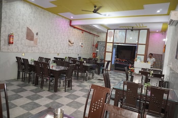 hotel hanuman palace