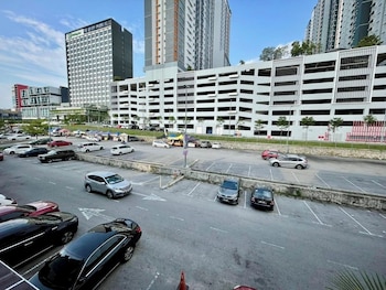 afie hostel klia airport transit