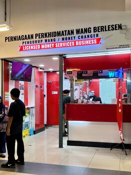 afie hostel klia airport transit
