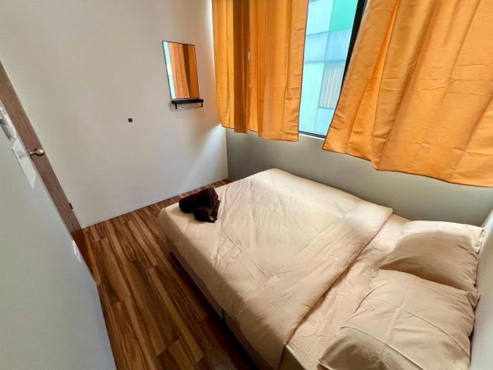 afie hostel klia airport transit
