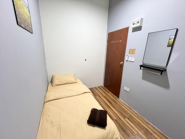 afie hostel klia airport transit