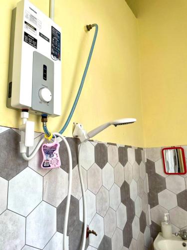 afie hostel klia airport transit