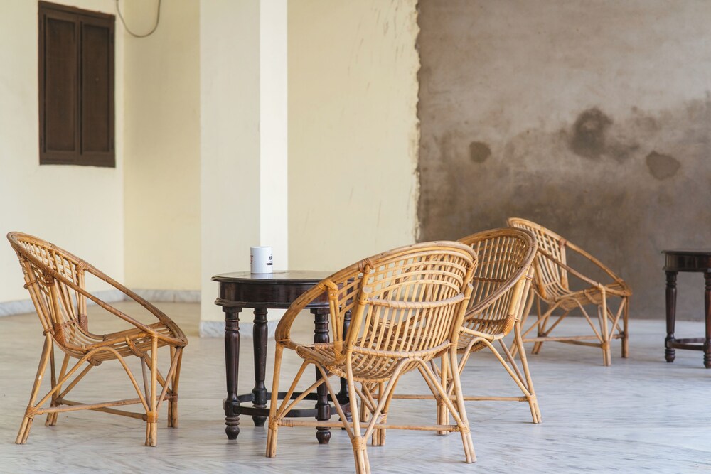 urban trippers shamiyana villa byarindam