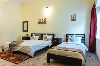 urban trippers shamiyana villa byarindam