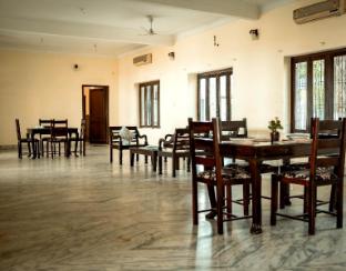 urban trippers shamiyana villa byarindam