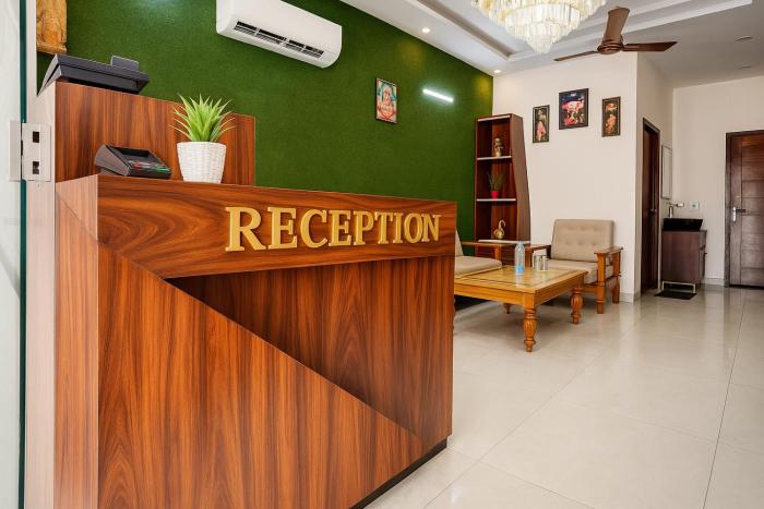 hotel golden roof