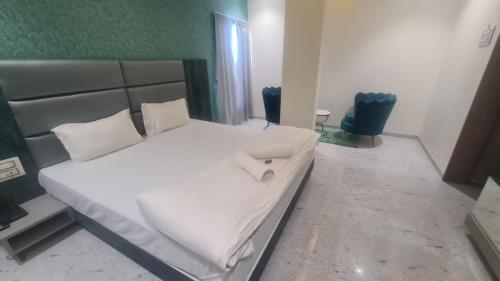 dnyanprabha executive