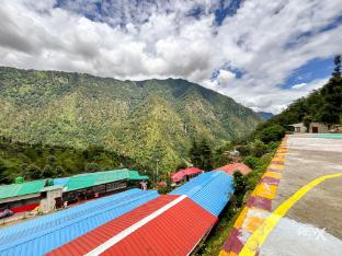 the sona heli resort