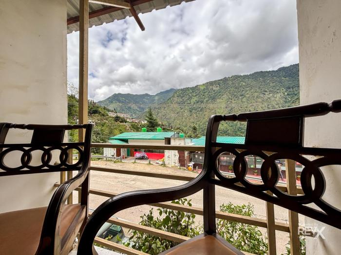 the sona heli resort