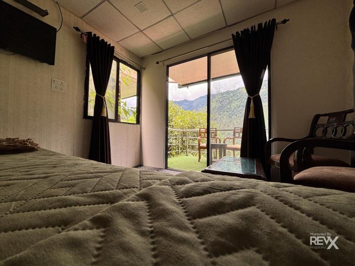 the sona heli resort