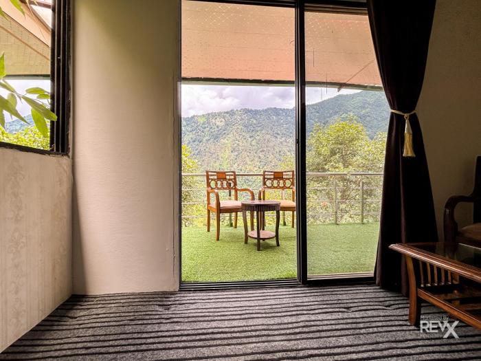 the sona heli resort