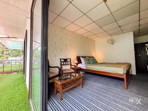 the sona heli resort