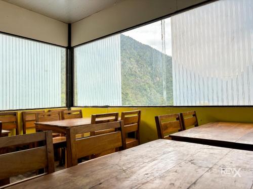 the sona heli resort