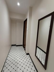 hotel best near kokilaben hospital andheri west