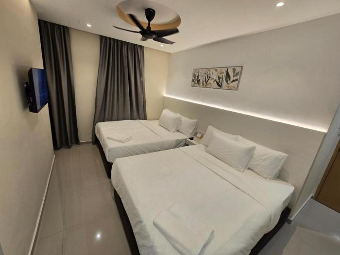 seven days hotel