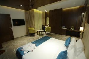 the ocean pearl ujire