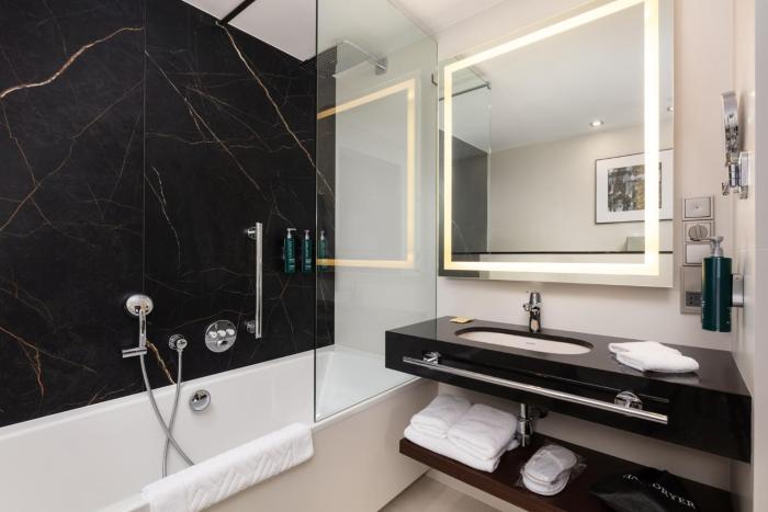 doubletree by hilton hotel lodz