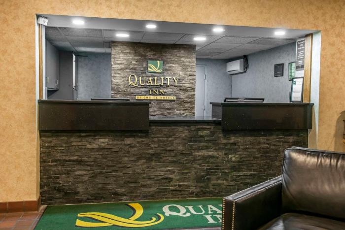 quality inn conference center logansport