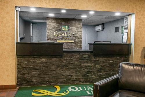quality inn conference center logansport