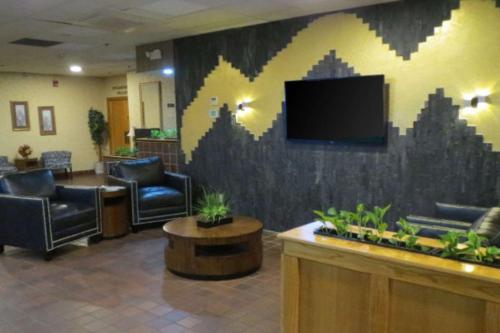 quality inn conference center logansport